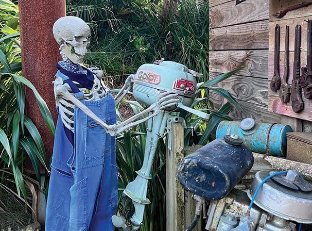 6 Halloween - Dia de los Muertos - Exposition de dinosaures grandeur nature à Parrot World 2024